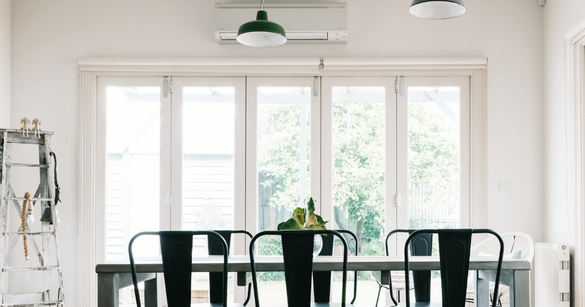 V1 Bifold door blog (1200 x 630 px) Bifold doors